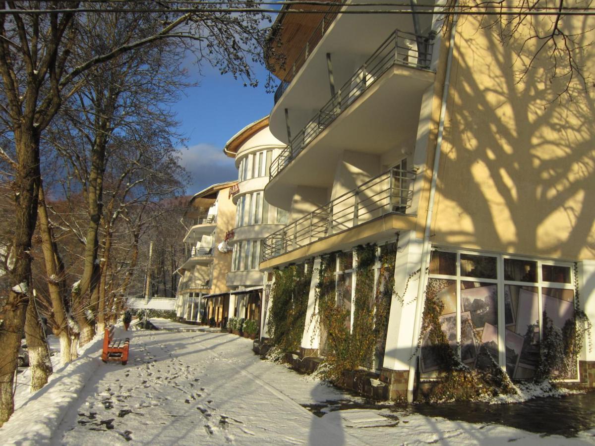 Готель Поляна Квеле Exterior foto